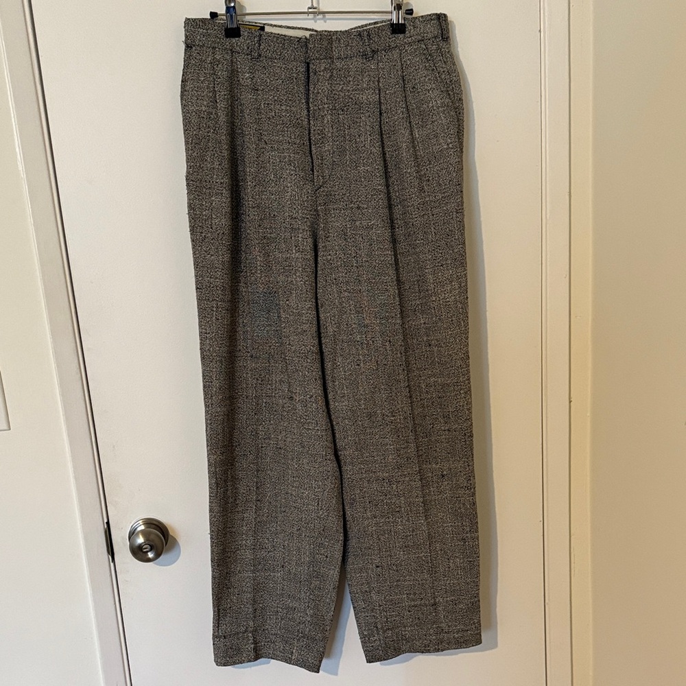 Expressions women’s vintage Charcoal chinos.